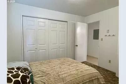 2645 N 16th Ct, Coos Bay, OR 97420 - Photo 15