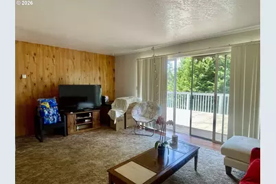 2645 N 16th Ct, Coos Bay, OR 97420 - Photo 13