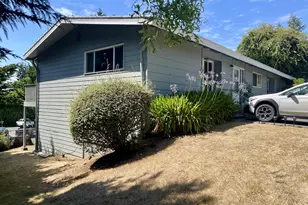 2645 N 16th Ct, Coos Bay, OR 97420 - Photo 29