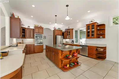 558 Wulff Ln, Roseburg, OR 97471 - Photo 7