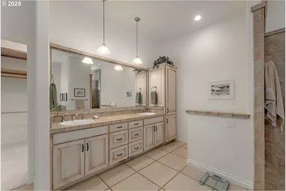 558 Wulff Ln, Roseburg, OR 97471 - Photo 19