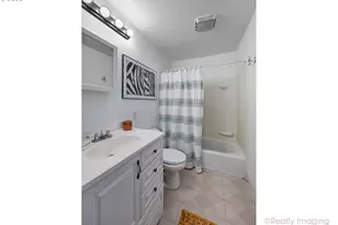 16380 SE Sterling Cir, Milwaukie, OR 97267 - Photo 17