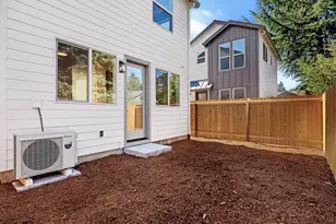 3262 SE 115th Ave, Portland, OR 97266 - Photo 9