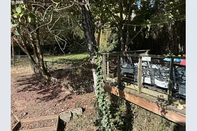 4790 Upper Dr, Lake Oswego, OR 97035 - Photo 15
