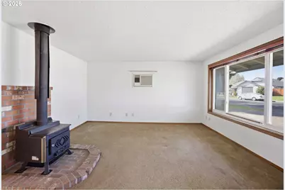 1986 SW Tamarack St, McMinnville, OR 97128 - Photo 13