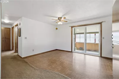 1986 SW Tamarack St, McMinnville, OR 97128 - Photo 11