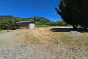 2157 Ferguson Ln, Days Creek, OR 97429 - Photo 5