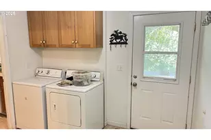 2157 Ferguson Ln, Days Creek, OR 97429 - Photo 39