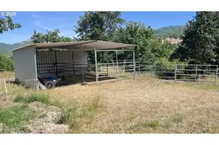 2157 Ferguson Ln, Days Creek, OR 97429 - Photo 17