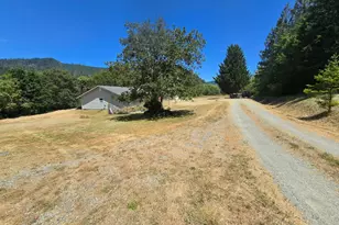 2157 Ferguson Ln, Days Creek, OR 97429 - Photo 9