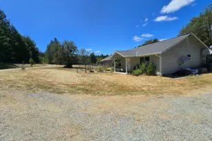 2157 Ferguson Ln, Days Creek, OR 97429 - Photo 5