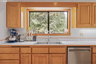 43599 Big Fall Creek Rd, Fall Creek, OR 97438 - Photo 15