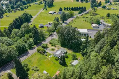 42521 N River Dr, Sweet Home, OR 97386 - Photo 3