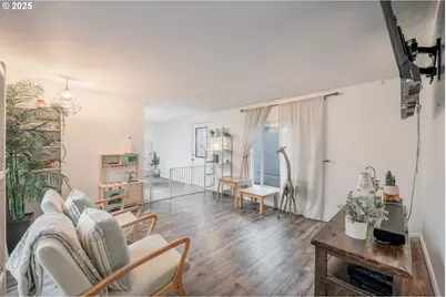 2012 Kennedy Cir #10, Keizer, OR 97303 - Photo 3