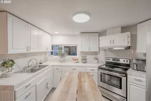 2012 Kennedy Circle, Keizer, OR 97303 - Photo 5