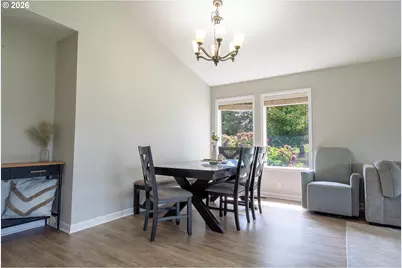 1140 NE Clover Valley Ct, Salem, OR 97317 - Photo 11