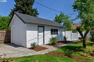 6302 N Kerby Ave, Portland, OR 97217 - Photo 35