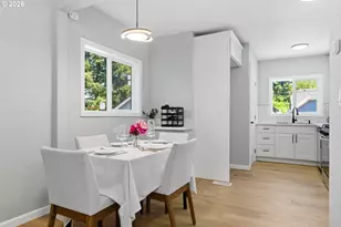 6302 N Kerby Ave, Portland, OR 97217 - Photo 9