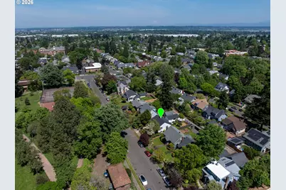6302 N Kerby Ave, Portland, OR 97217 - Photo 39