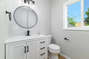 6302 N Kerby Ave, Portland, OR 97217 - Photo 19