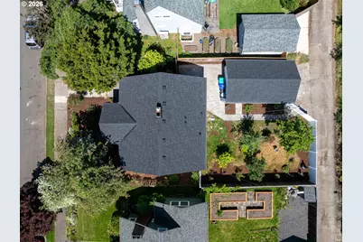6302 N Kerby Ave, Portland, OR 97217 - Photo 37