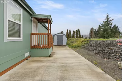 119 Oak Leaf Ln, Winston, OR 97496 - Photo 5