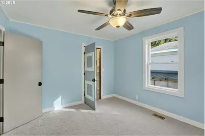 625 NE 6th Ave, Estacada, OR 97023 - Photo 23