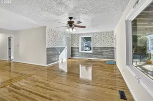 625 NE 6th Ave, Estacada, OR 97023 - Photo 9