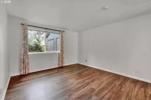 2001 Lake Isle Terrace, Eugene, OR 97401 - Photo 23