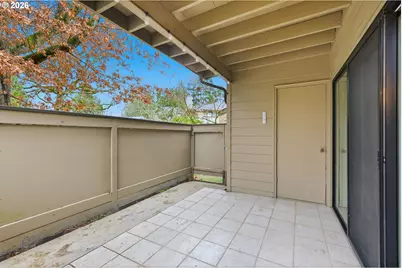 2001 Lake Isle Ter, Eugene, OR 97401 - Photo 29