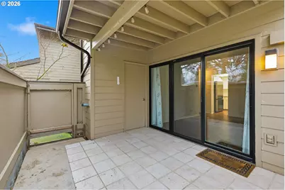 2001 Lake Isle Ter, Eugene, OR 97401 - Photo 27