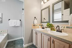 13728 SW 159th Terrace, Portland, OR 97223 - Photo 19