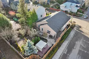 13728 SW 159th Terrace, Portland, OR 97223 - Photo 43