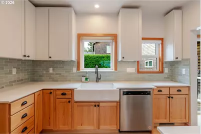 195 E Jackson St, Cannon Beach, OR 97110 - Photo 15