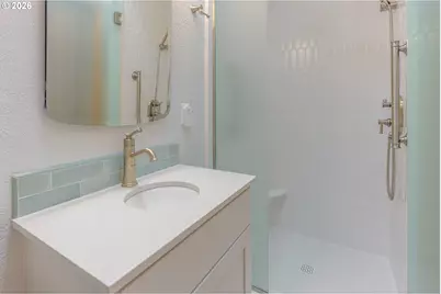 195 E Jackson St, Cannon Beach, OR 97110 - Photo 21