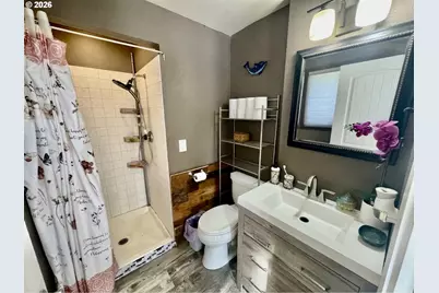 825 W Division Ave, Hermiston, OR 97838 - Photo 15