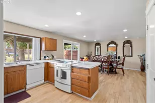 825 W Division Ave, Hermiston, OR 97838 - Photo 15