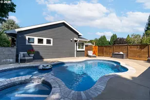 5624 NE Farmcrest St, Hillsboro, OR 97124 - Photo 35