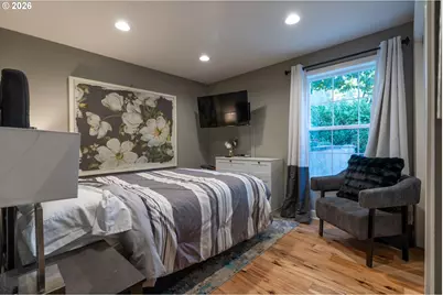 5624 NE Farmcrest St, Hillsboro, OR 97124 - Photo 23