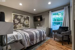 5624 NE Farmcrest St, Hillsboro, OR 97124 - Photo 23