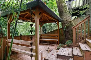 2352 SW Market St Dr, Portland, OR 97201 - Photo 45