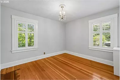 2352 SW Market Street Dr, Portland, OR 97201 - Photo 31