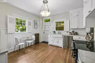 2352 SW Market St Dr, Portland, OR 97201 - Photo 21