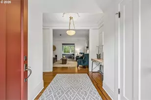 2352 SW Market St Dr, Portland, OR 97201 - Photo 7