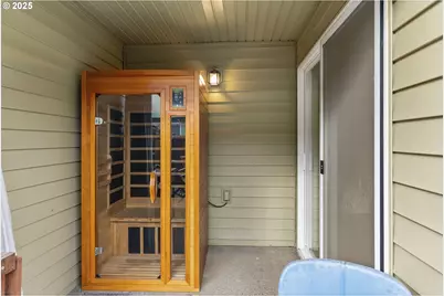 3588 Westleigh St, Eugene, OR 97405 - Photo 31