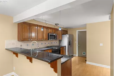 7859 SW Raintree Dr, Beaverton, OR 97008 - Photo 13