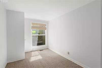 7859 SW Raintree Dr, Beaverton, OR 97008 - Photo 3