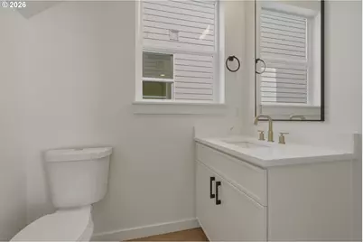 9415 N Macrum Ave, Portland, OR 97203 - Photo 7