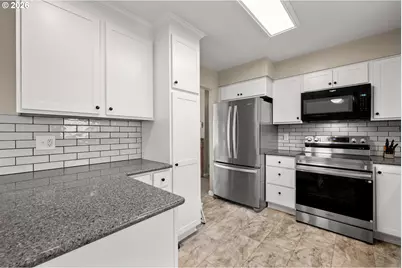 1101 NE 188th Ave, Portland, OR 97230 - Photo 7
