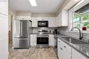 1101 NE 188th Ave, Portland, OR 97230 - Photo 3